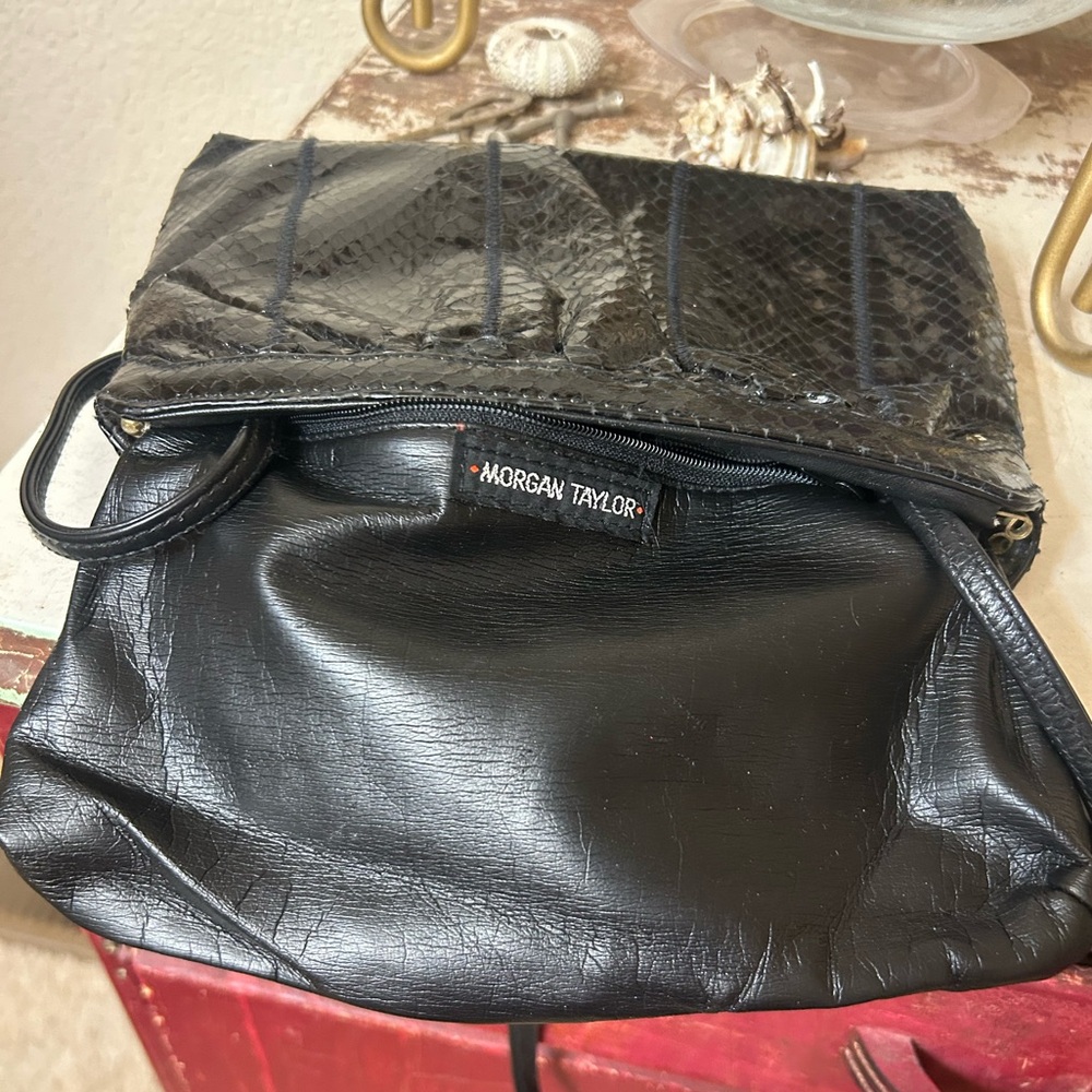 Morgan Taylor leather snakeskin black crossbody purse- vintage - Picture 14 of 17